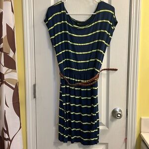 Highlighter yellow and navy short sleeve